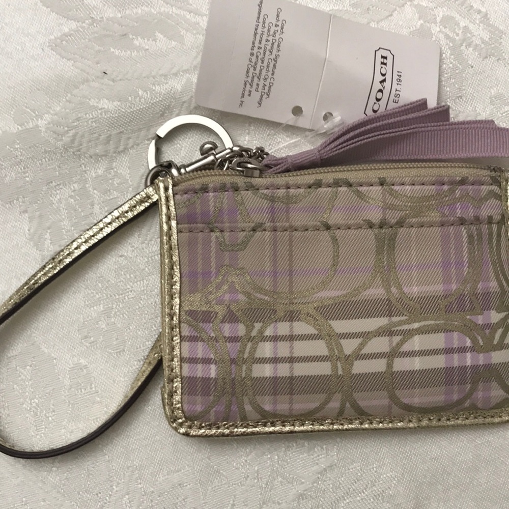 COACH zippered change purse/key chain - Picture 4 of 6